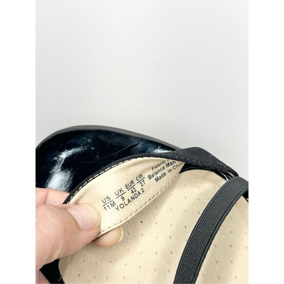 Life Stride Sandals Size 11 Black Yolanda Strappy Open Toe Cushioned Wedges - Picture 5 of 7